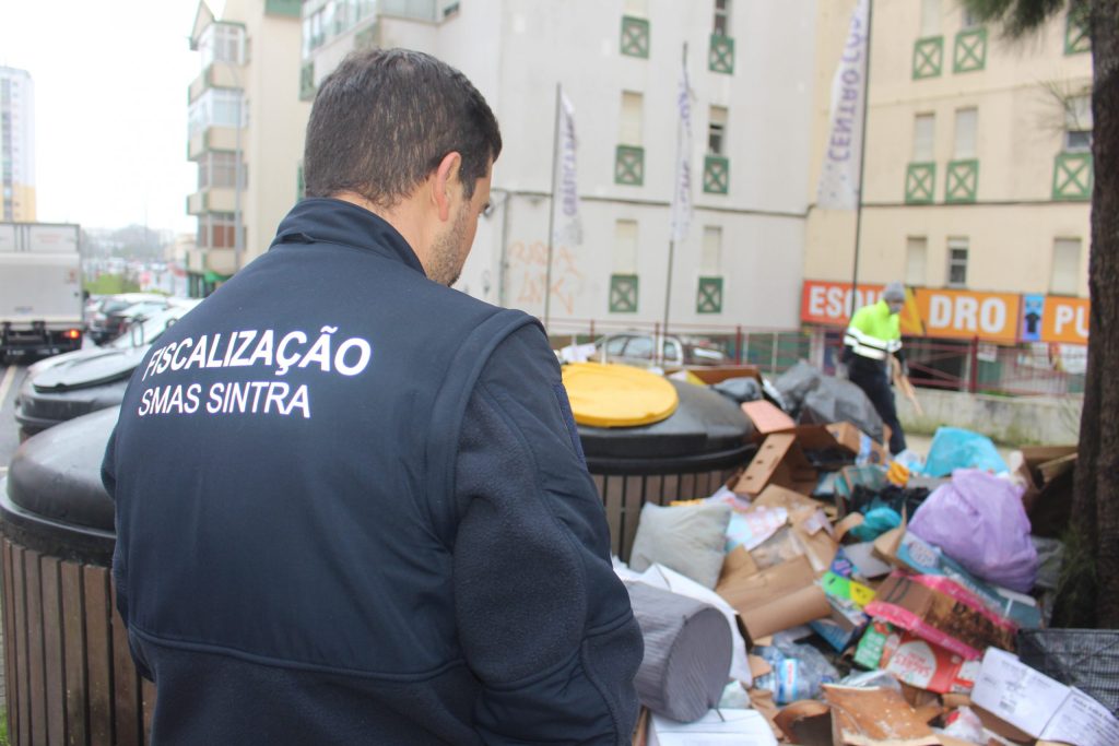Fiscalização dos SMAS de Sintra e Polícia Municipal 
